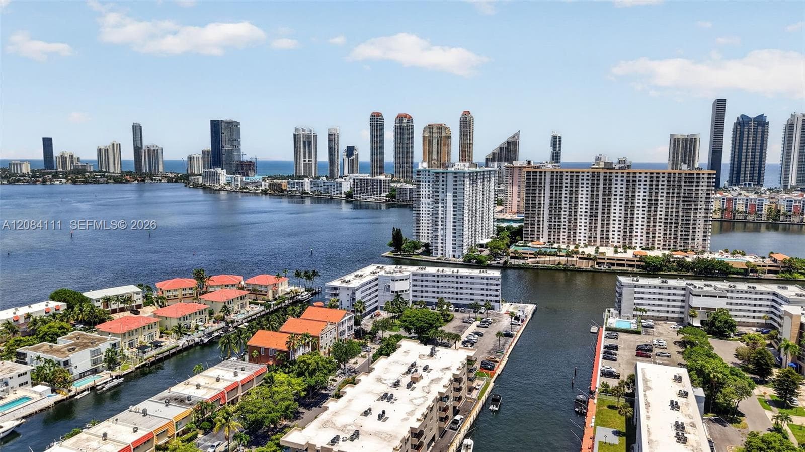 Eden Point North Condo · #606 in North Miami Beach - Photo 22