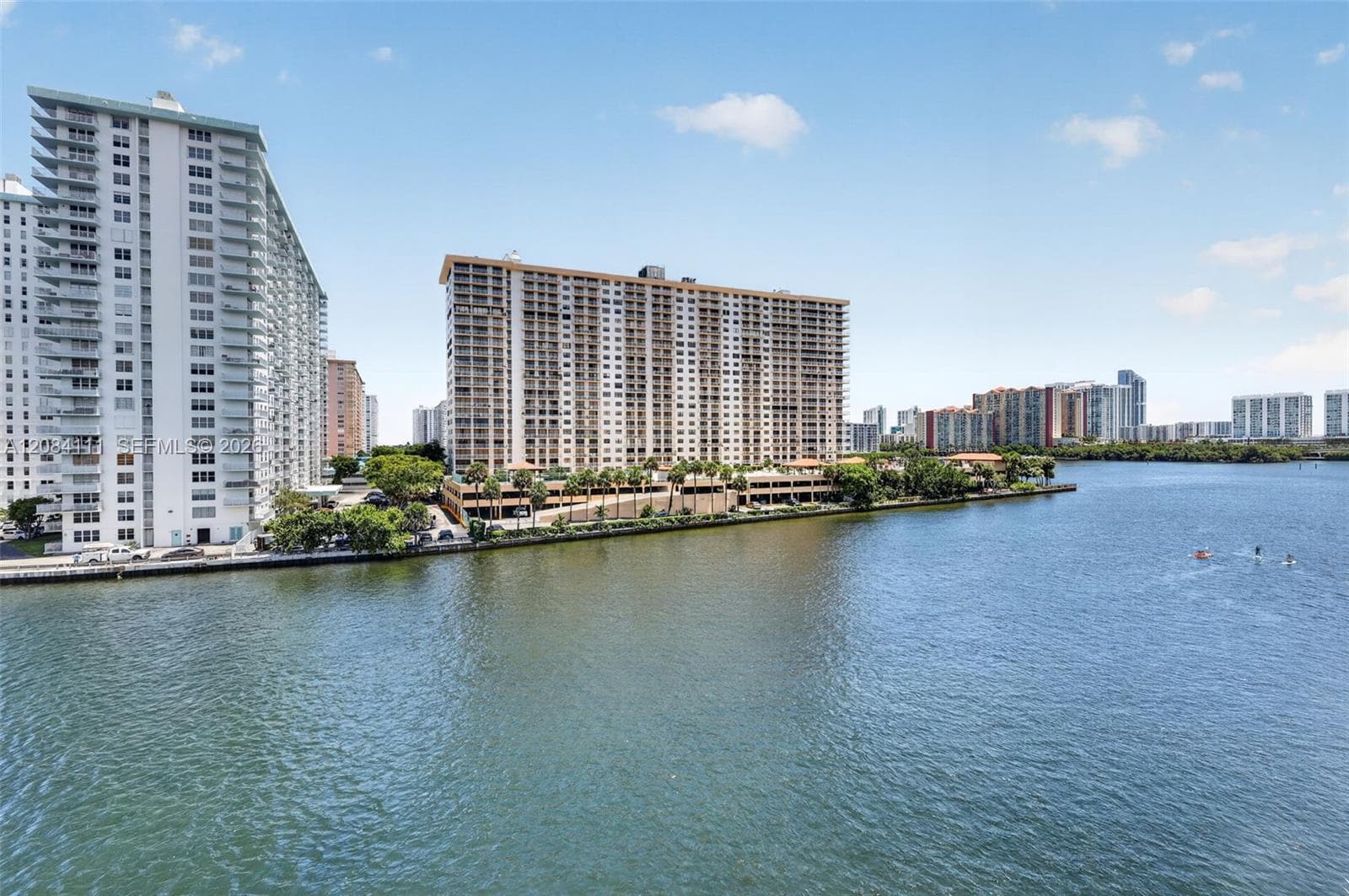 Eden Point North Condo · #606 in North Miami Beach - Photo 34