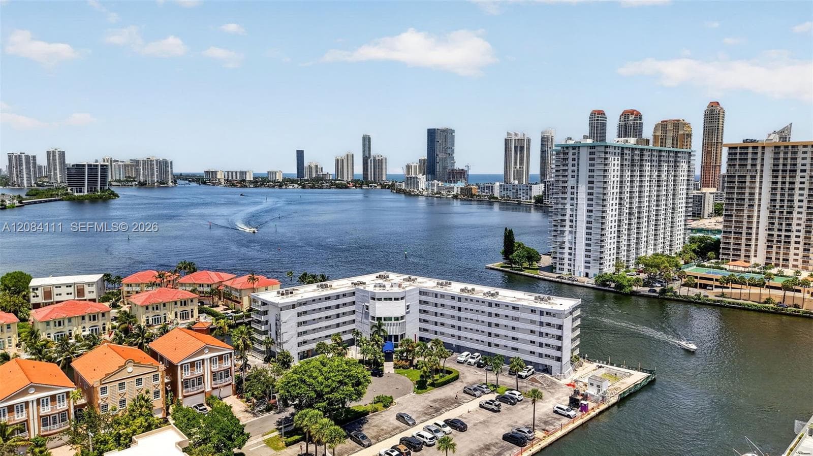 Eden Point North Condo · #606 in North Miami Beach - Photo 33