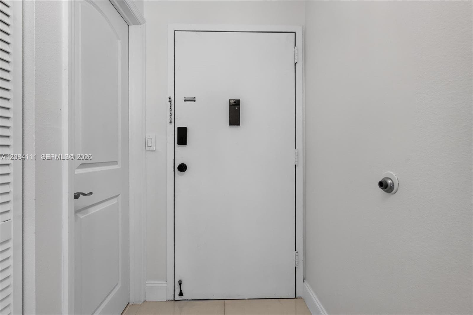Eden Point North Condo · #606 in North Miami Beach - Photo 41