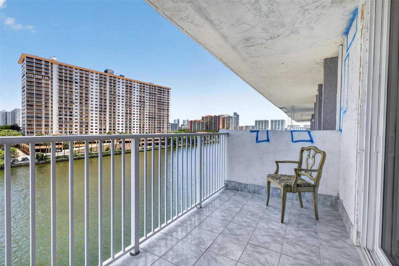 Eden Point North Condo · #606 in North Miami Beach - Photo 39