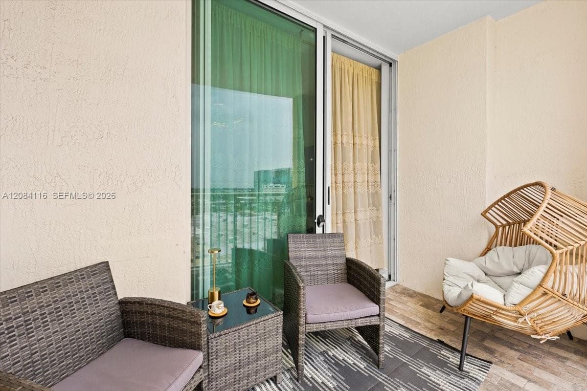 DUO CONDOMINIUM WEST · #1108W in Hallandale Beach - Photo 17