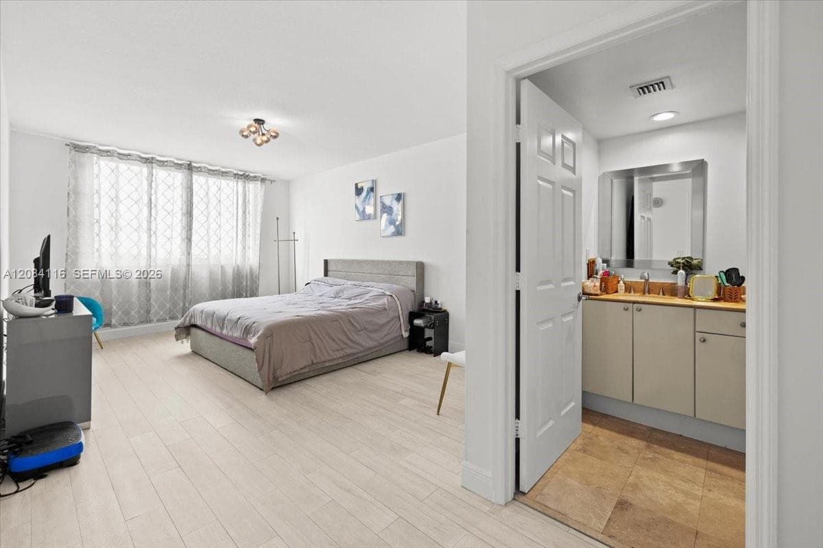 DUO CONDOMINIUM WEST · #1108W in Hallandale Beach - Photo 7