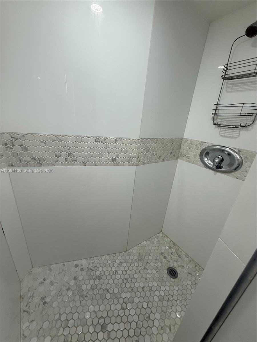 BUCKLEY TOWERS CONDO - EA · #1425E in Miami - Photo 12