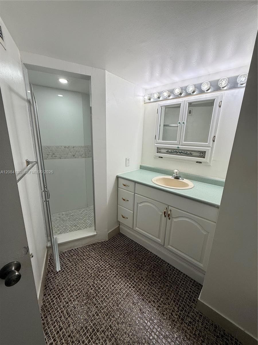 BUCKLEY TOWERS CONDO - EA · #1425E in Miami - Photo 11
