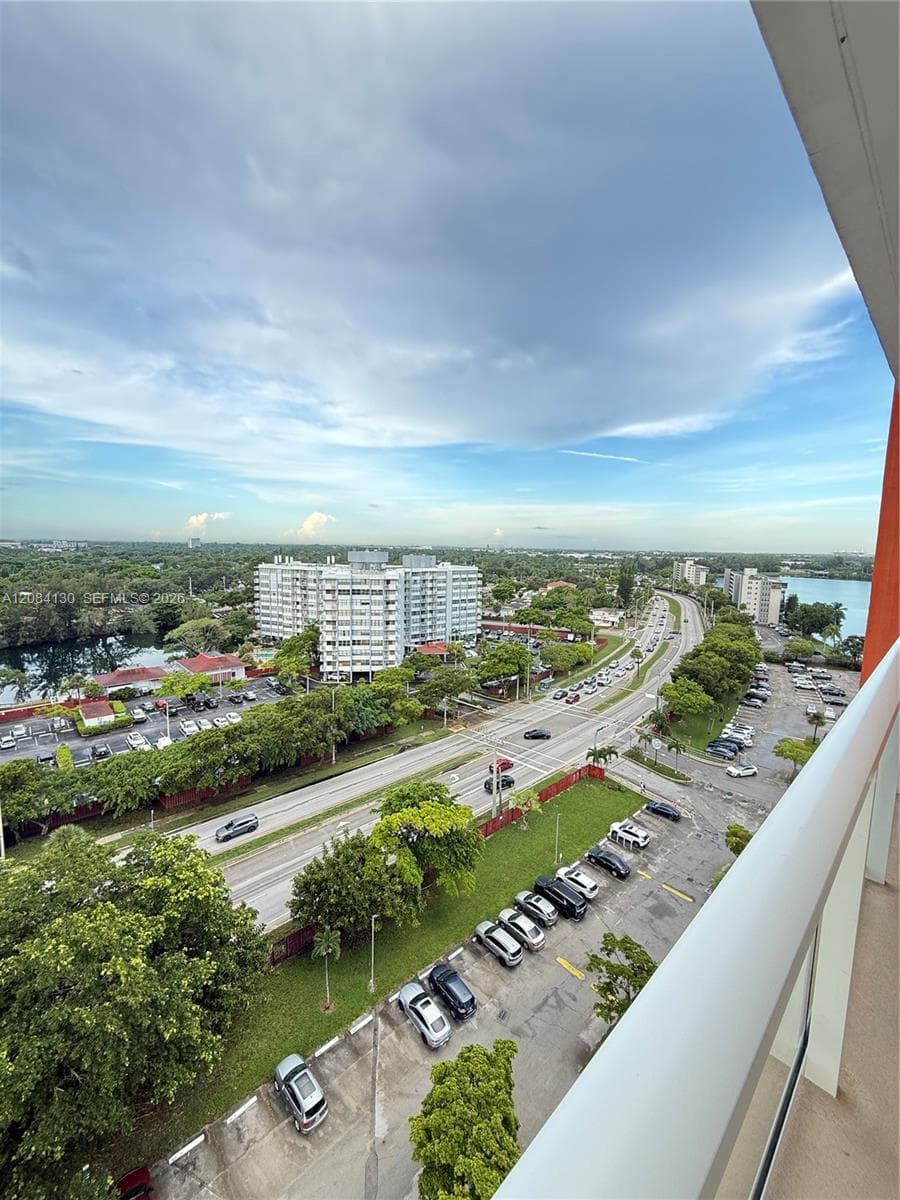 BUCKLEY TOWERS CONDO - EA · #1425E in Miami - Photo 25