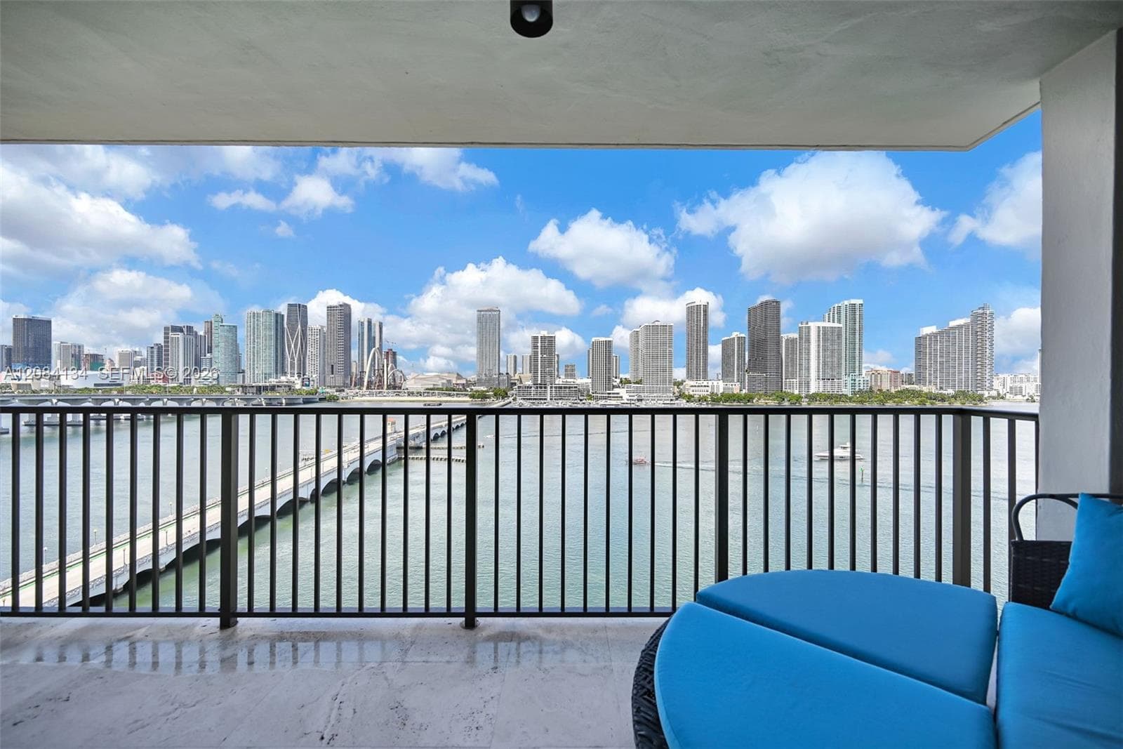VENETIAN ISLE CONDO · #1208 in Miami - Photo 28