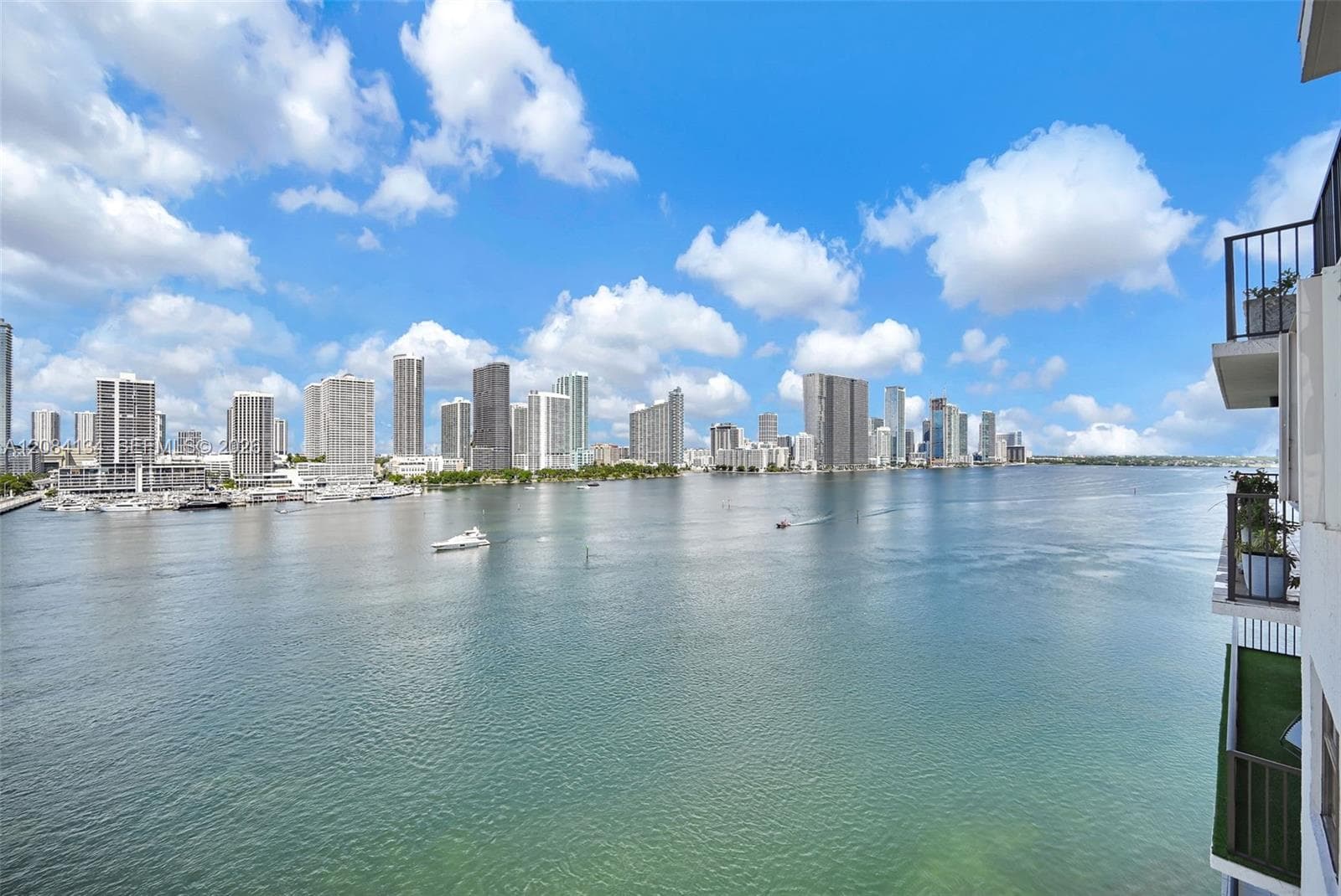 VENETIAN ISLE CONDO · #1208 in Miami - Photo 30