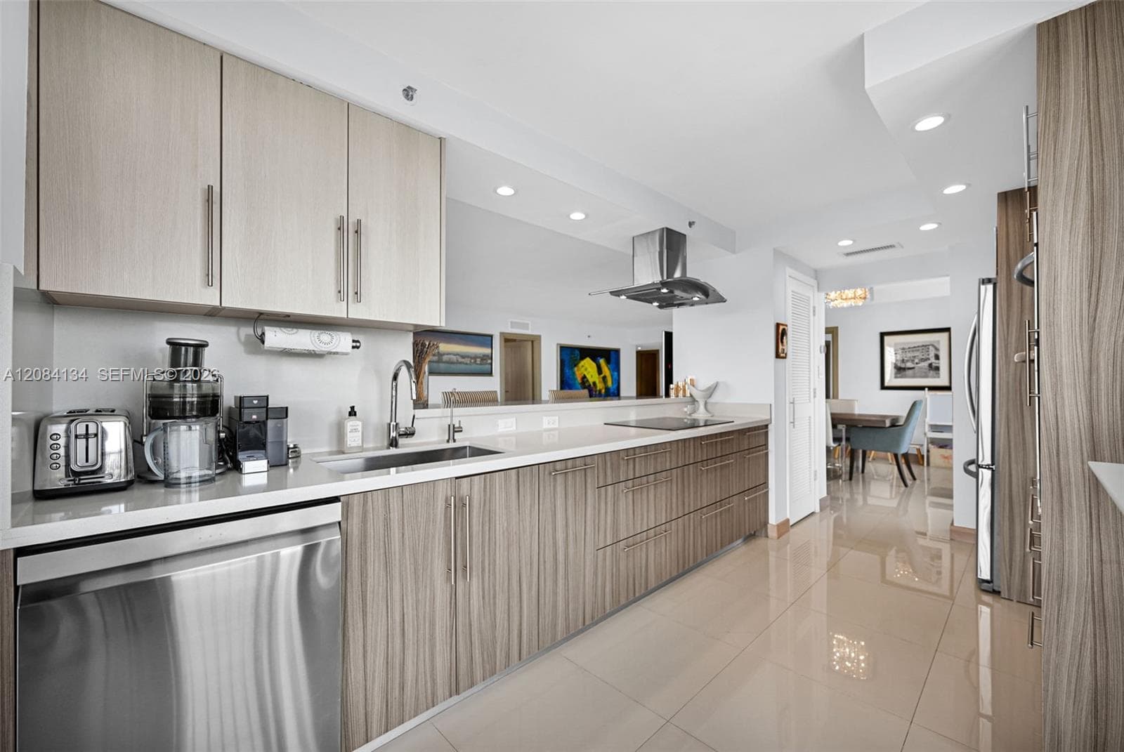 VENETIAN ISLE CONDO · #1208 in Miami - Photo 14