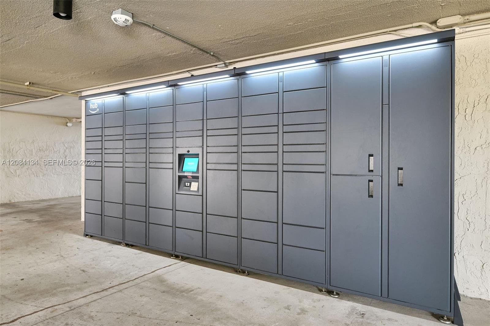 Amazon/Packages Drop off - Storage System