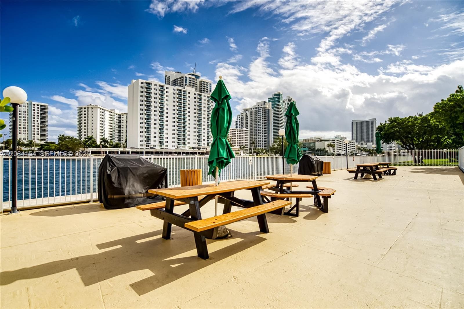 OCEANVIEW PARK CONDO · #901 in Hallandale Beach - Photo 49