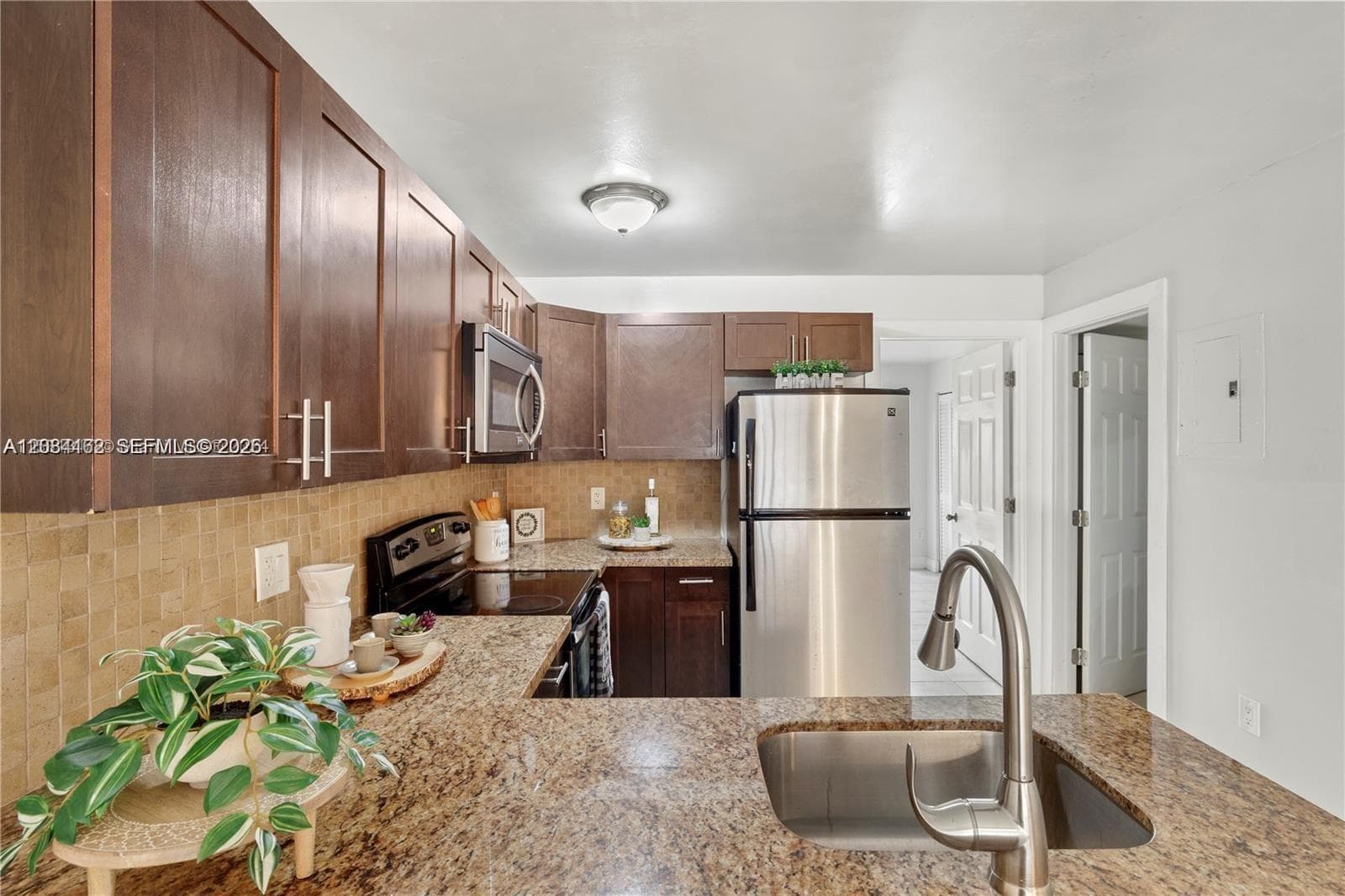 CYPRESS VILLAGE CONDO · #D19 in Miami Lakes - Photo 2