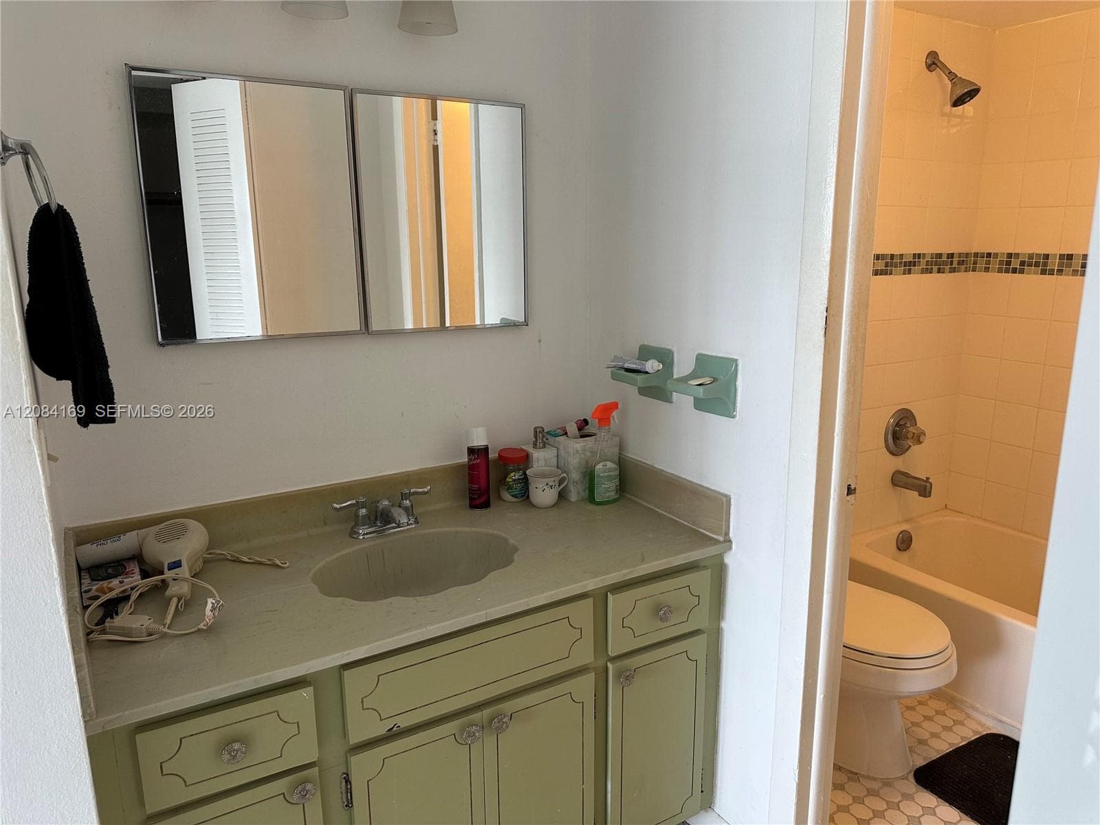 Caribbean House · #307 in North Miami Beach - Photo 7