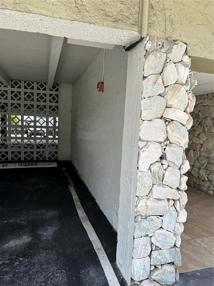 Caribbean House · #307 in North Miami Beach - Photo 20
