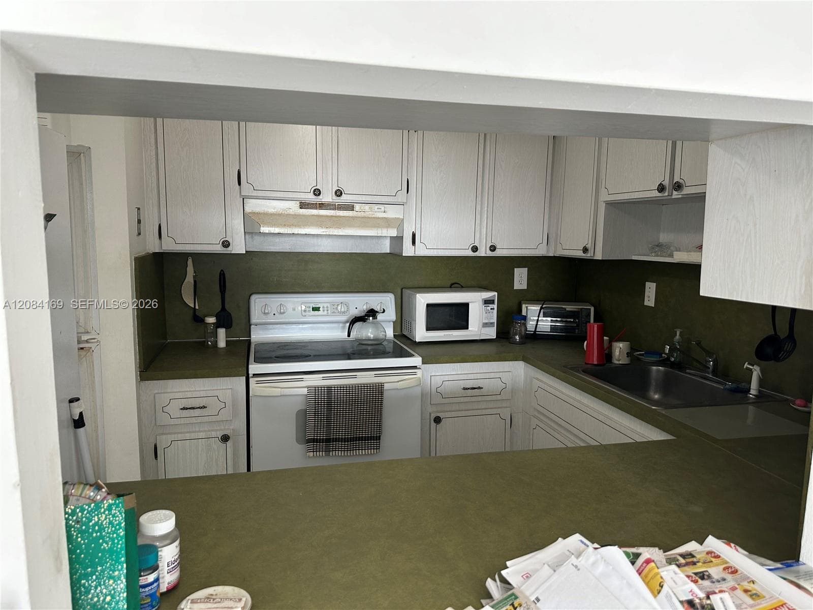 Caribbean House · #307 in North Miami Beach - Photo 4
