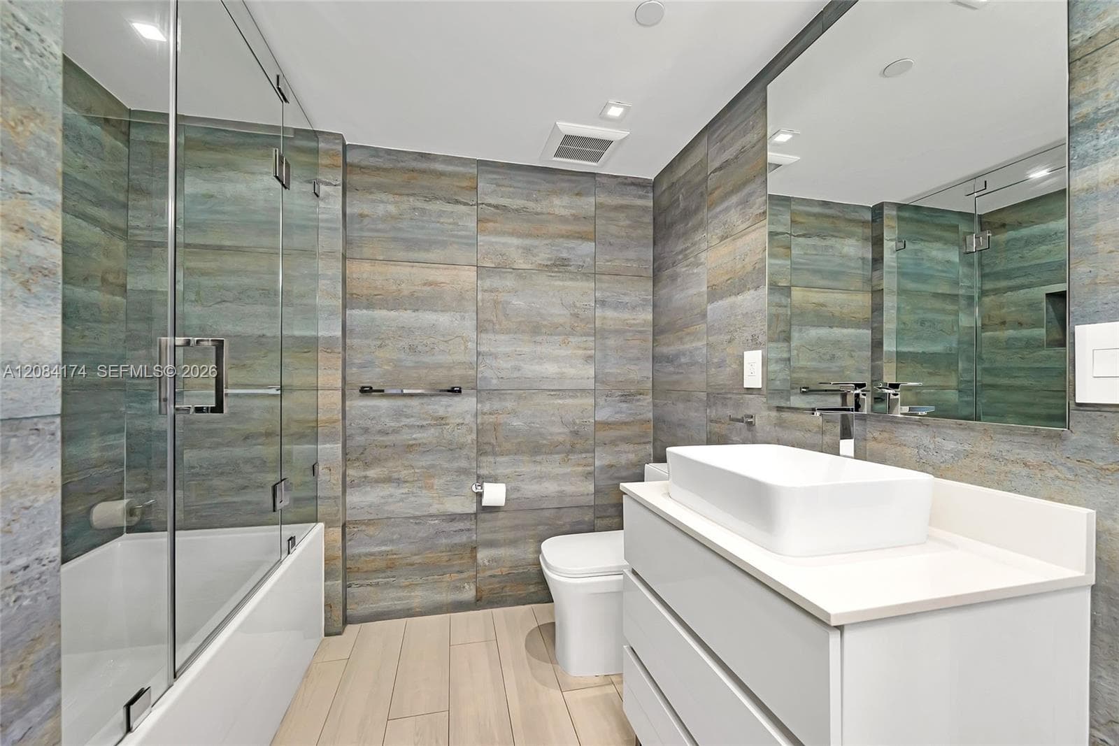 THE BRIDGEWATER CONDO · #1901 in North Bay Village - Photo 27