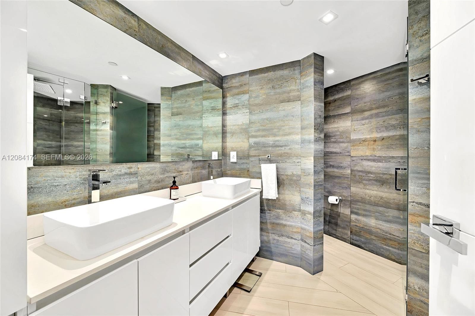 THE BRIDGEWATER CONDO · #1901 in North Bay Village - Photo 38