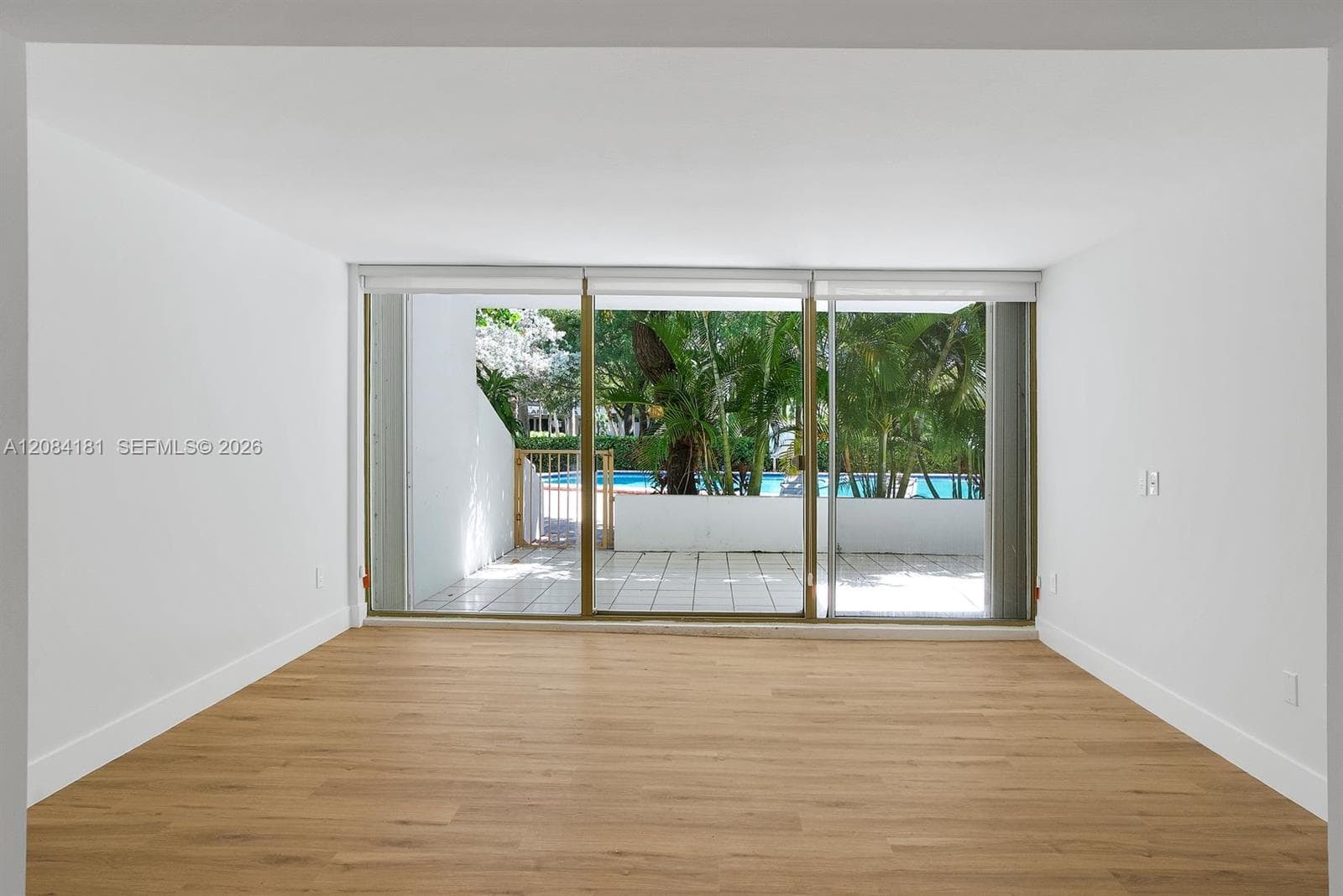 Commodore Club West · #103 in Key Biscayne - Photo 17