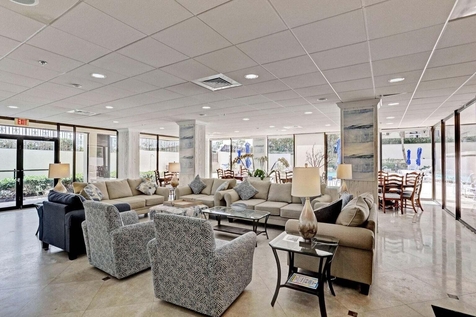 CLUBHOUSE