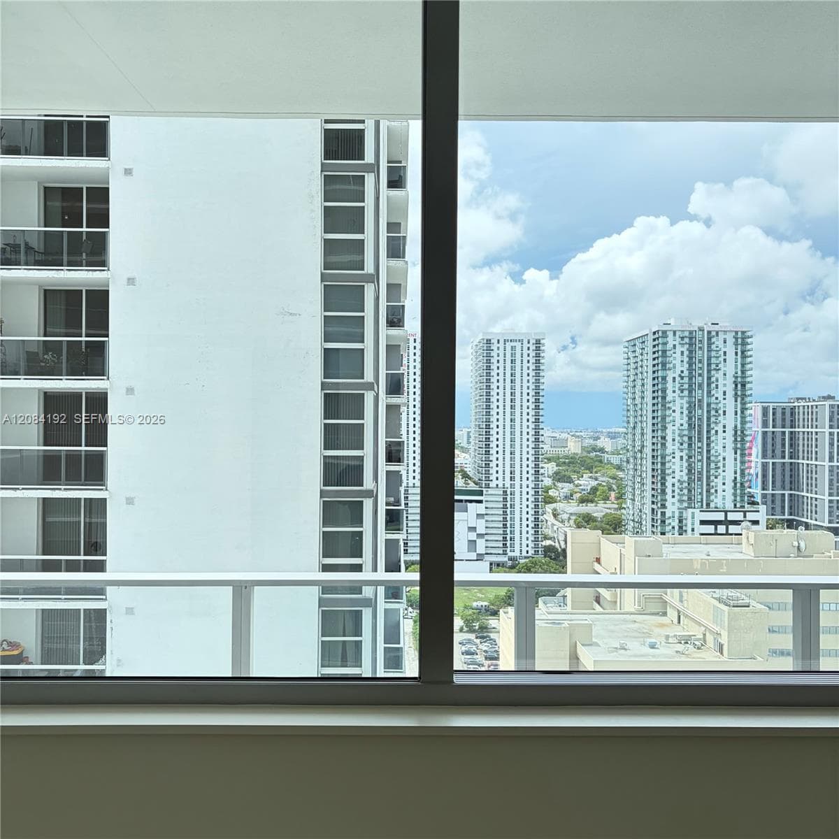 Casa Bella · #2003 in Miami - Photo 16
