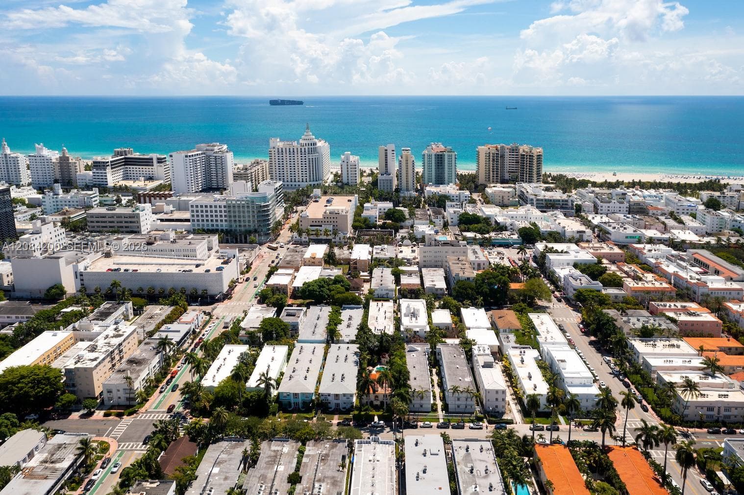 THE RUSKIN CONDO · #302 in Miami Beach - Photo 13