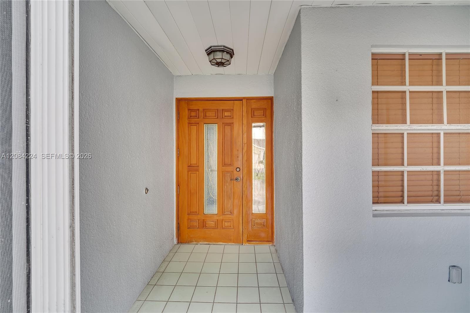 685 SE 25th Ln photo 7