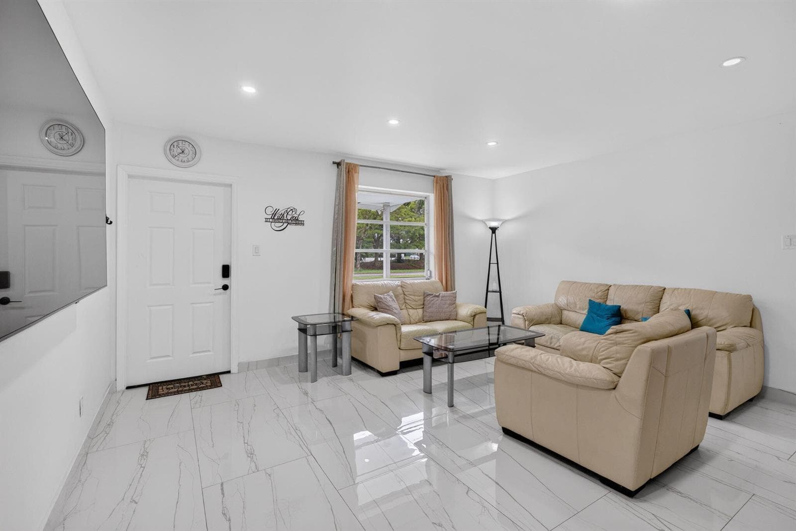 210 NE 5TH Ave , Dania Beach, FL, 33004
