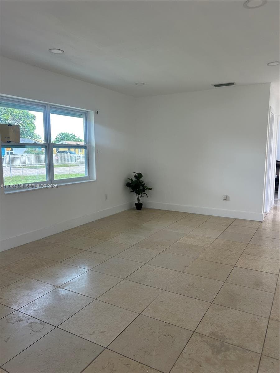 3270 NW 196th Ln photo 12
