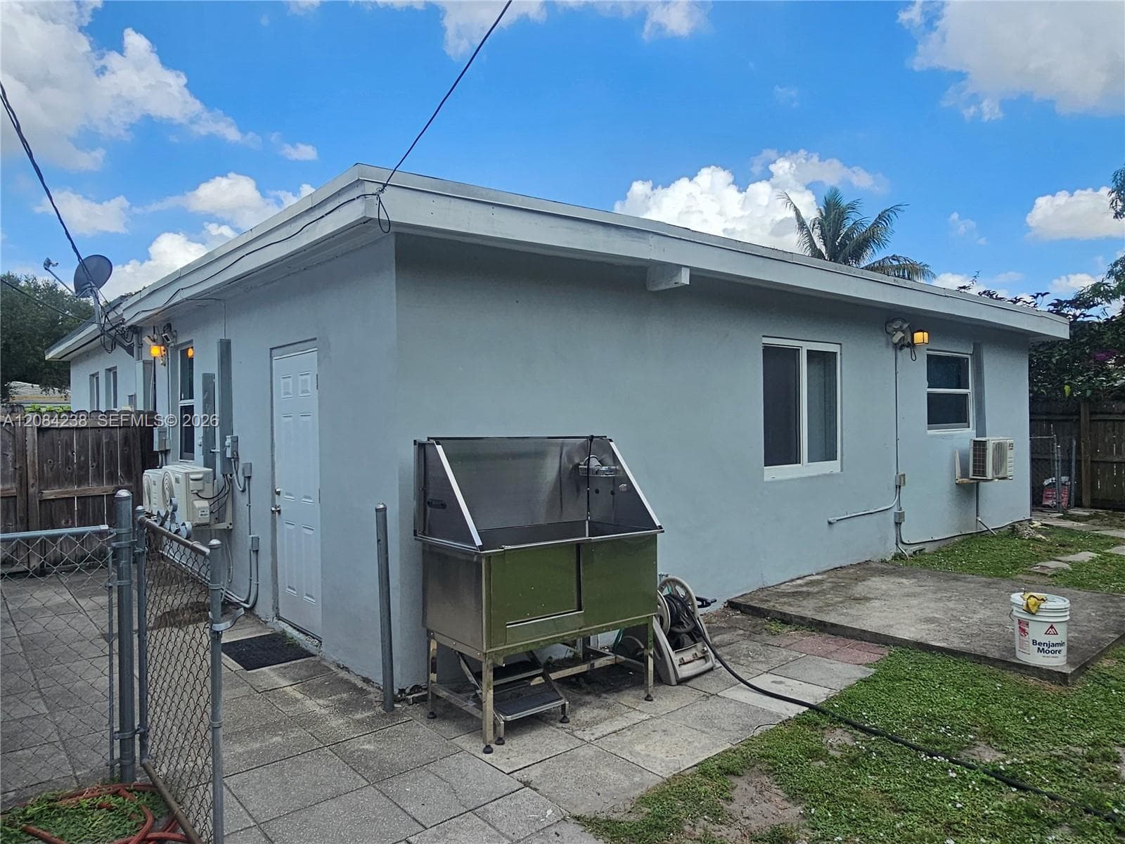 12145 NE 11th Ct photo 5