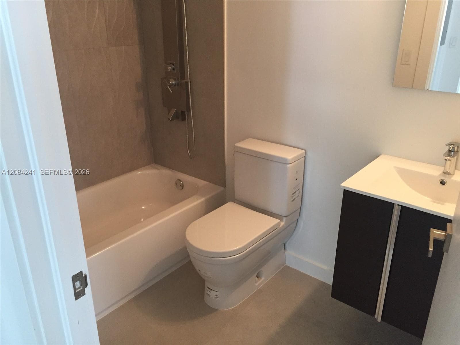 551/557 MICHIGAN CONDO · #211 W/PARKING in Miami Beach - Photo 8