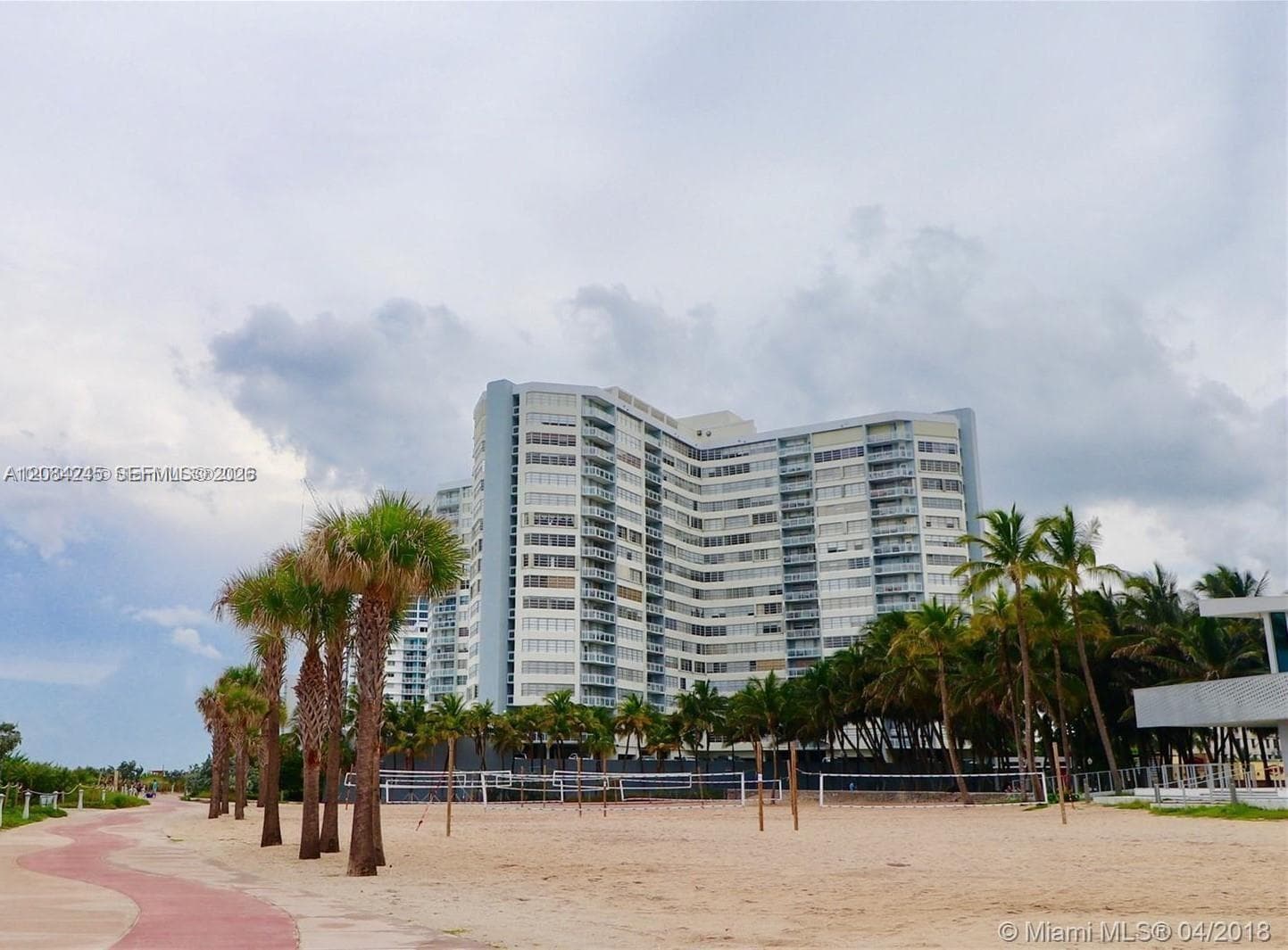 BURLEIGH HOUSE CONDO · #1533 in Miami Beach - Photo 16