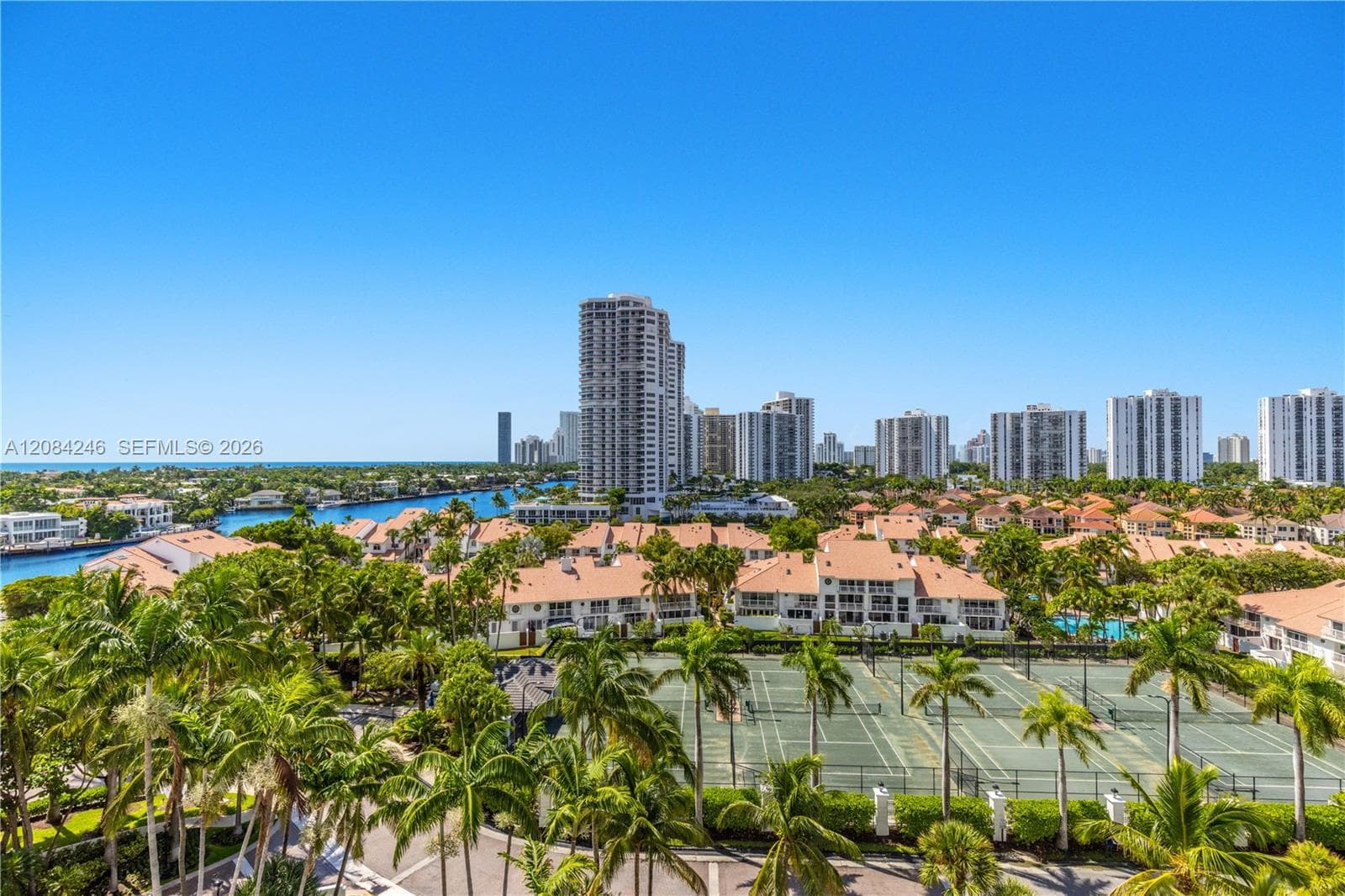 ATLANTIC III AT THE POINT · #902 in Aventura - Photo 52