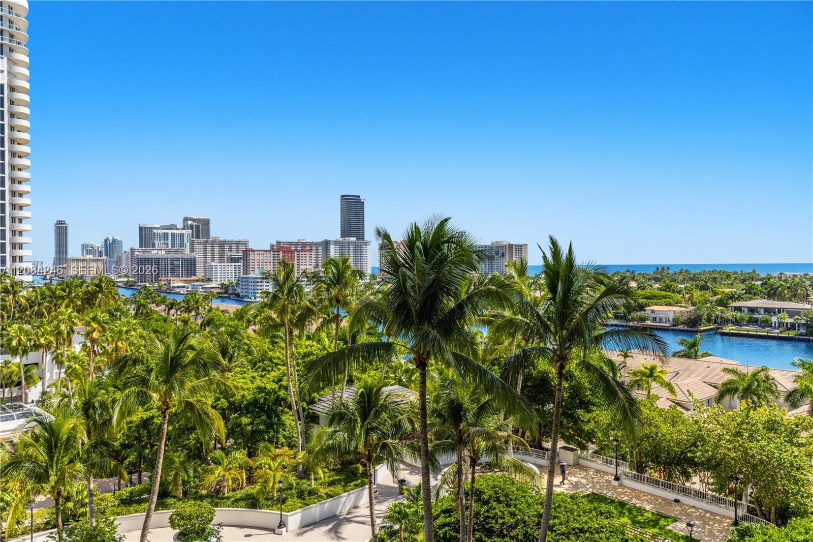 ATLANTIC III AT THE POINT · #902 in Aventura - Photo 44