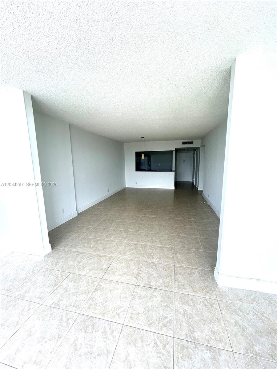 OCEANVIEW PARK CONDO · #527 in Hallandale Beach - Photo 13