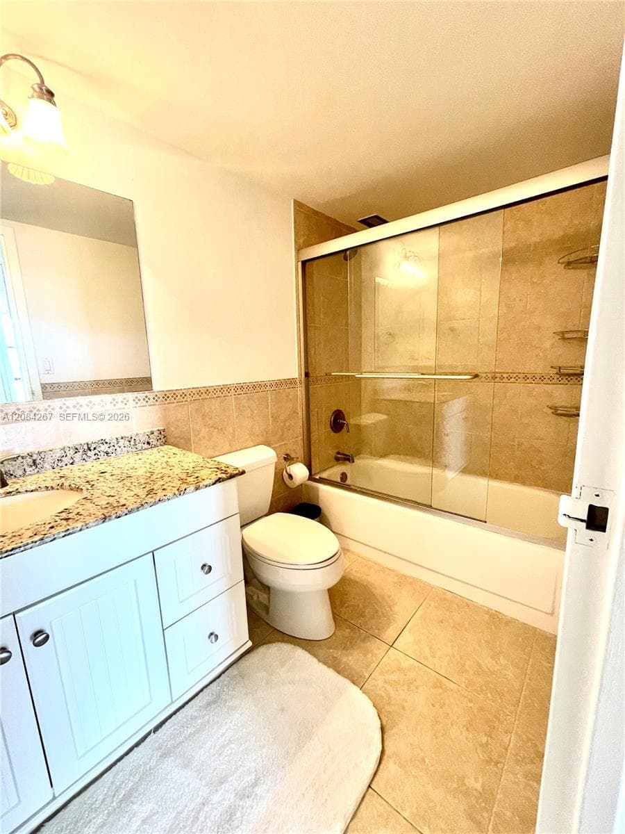 OCEANVIEW PARK CONDO · #527 in Hallandale Beach - Photo 7