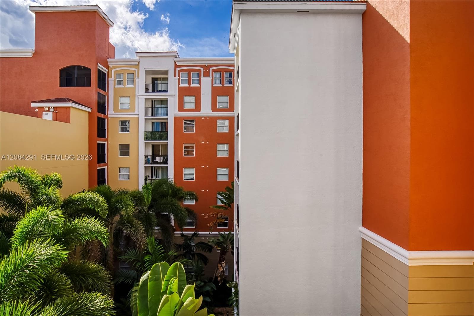 Porto Bellagio · #2618 in Sunny Isles Beach - Photo 30