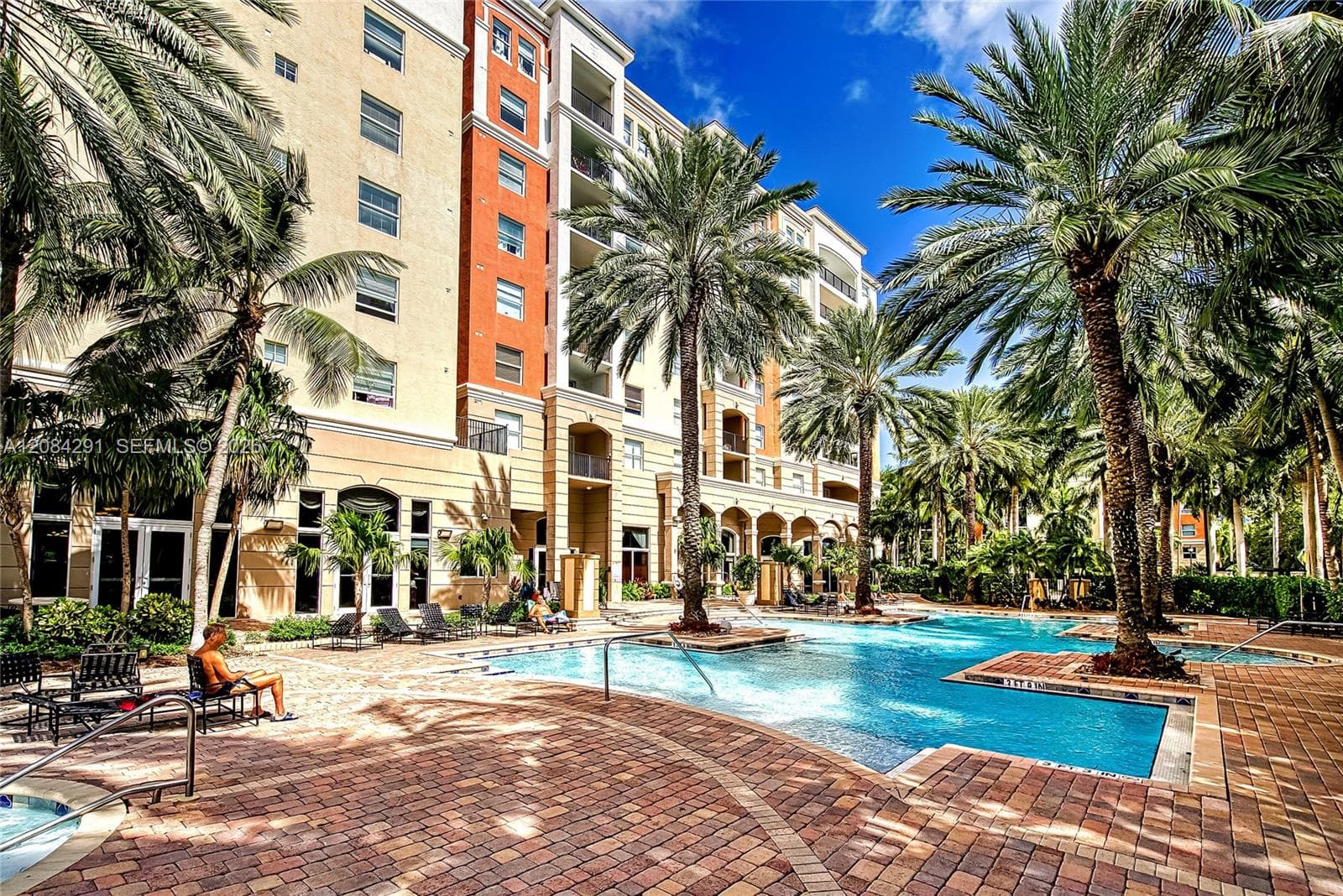 Porto Bellagio · #2618 in Sunny Isles Beach - Photo 44