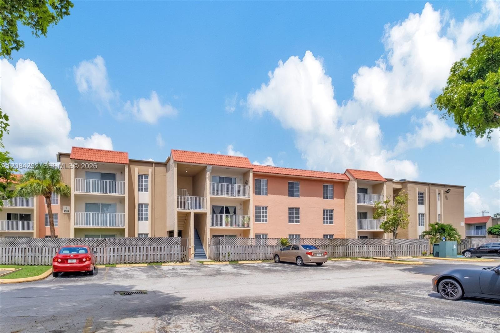 DORAL GARDENS II CONDO · #102 in Doral - Photo 1