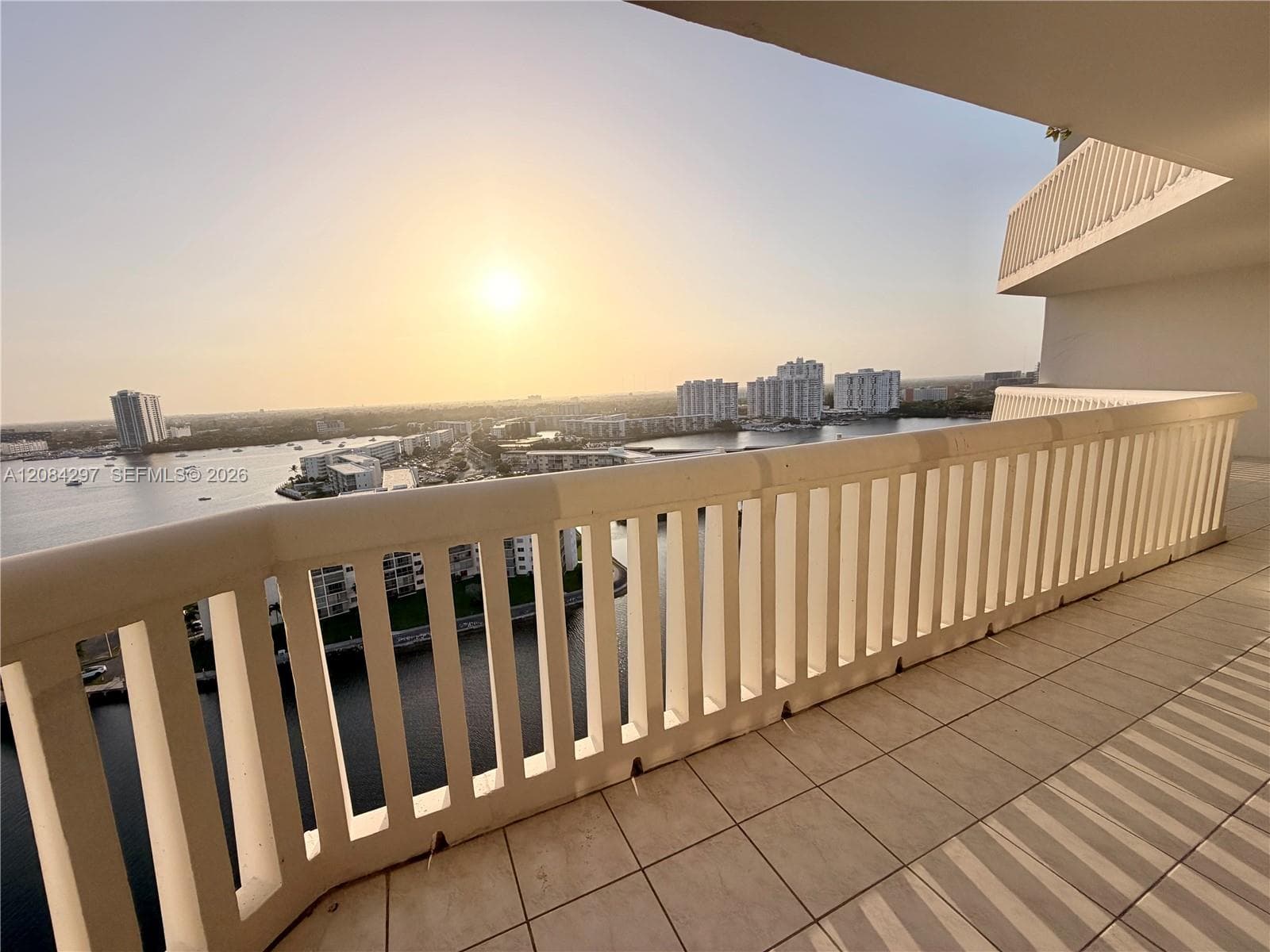 wraparound Balcony - exit from Bed#2