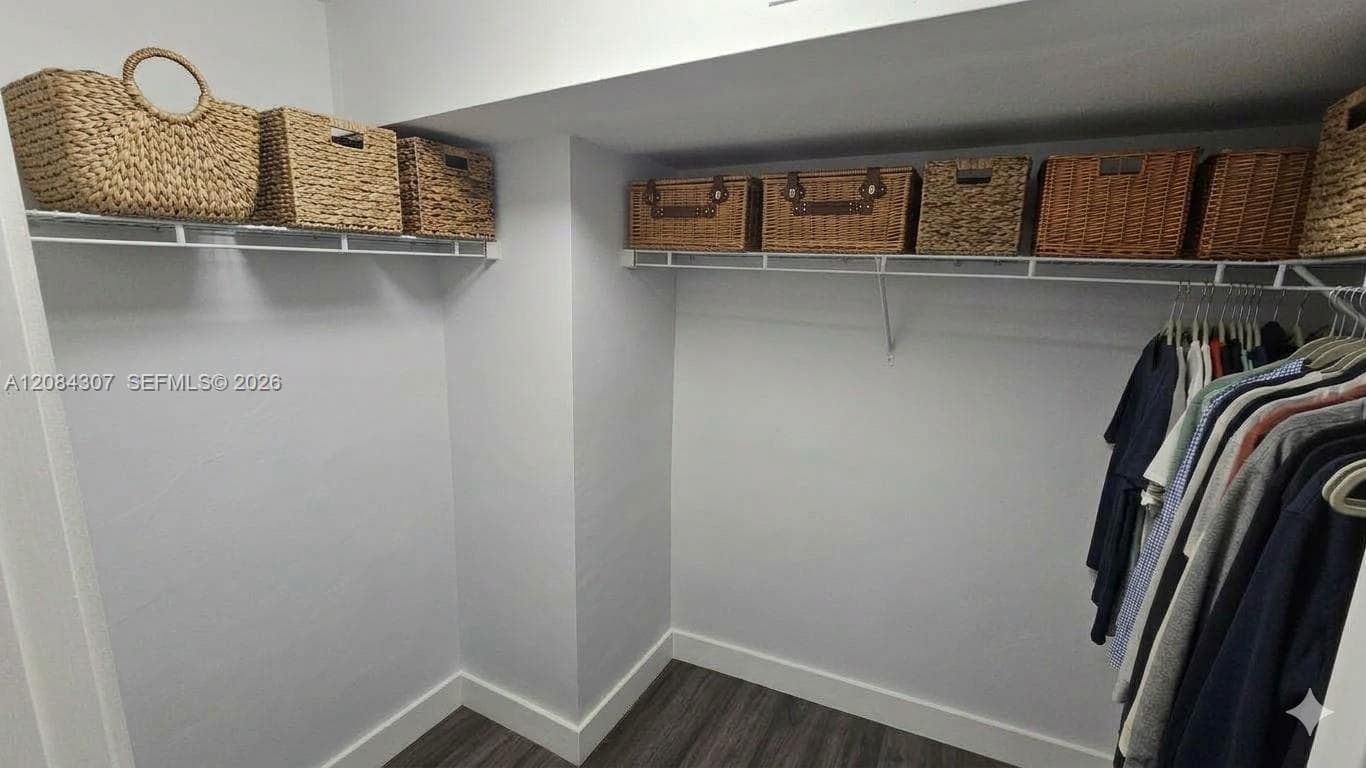 ROYAL OAKS CONDO · #332 in Miami - Photo 10