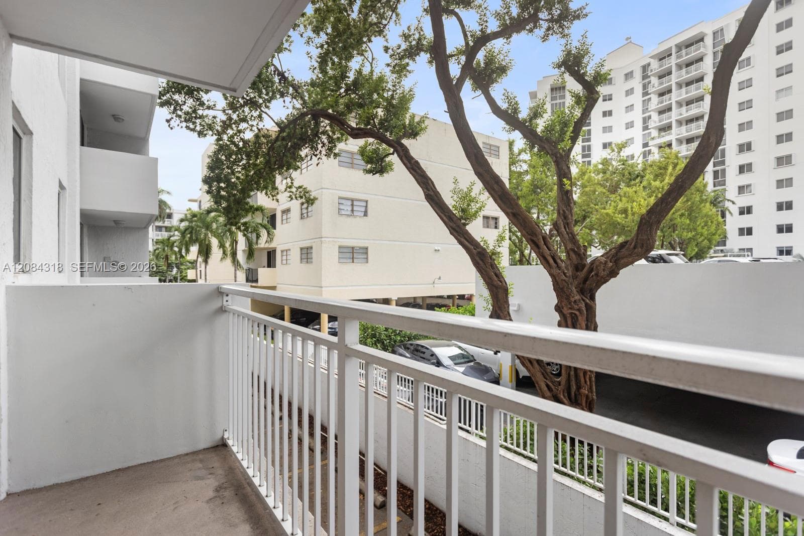 WEST BAY GARDENS CONDO · #211 in Miami Beach - Photo 15