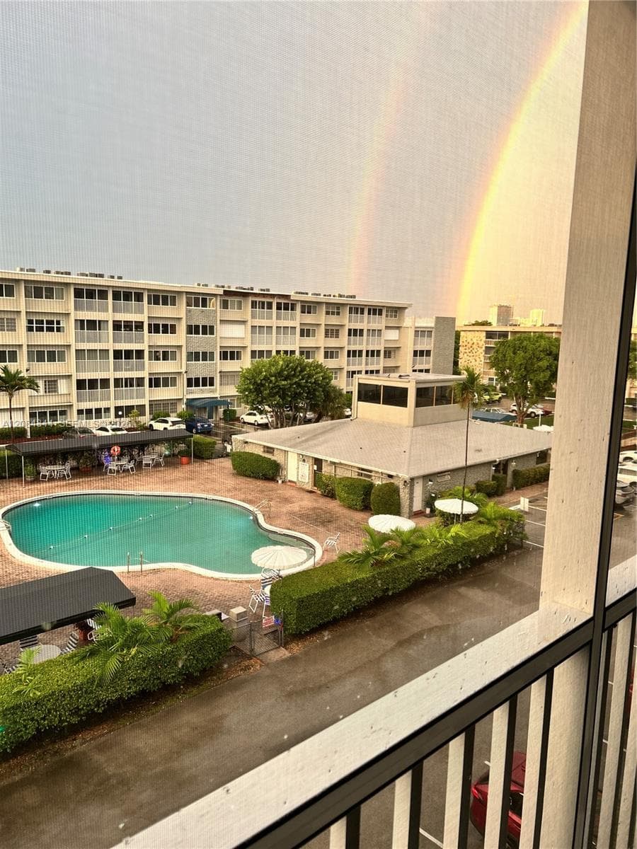 SEC0ND GULFSTREAM GARDEN · #405T in Hallandale Beach - Photo 22