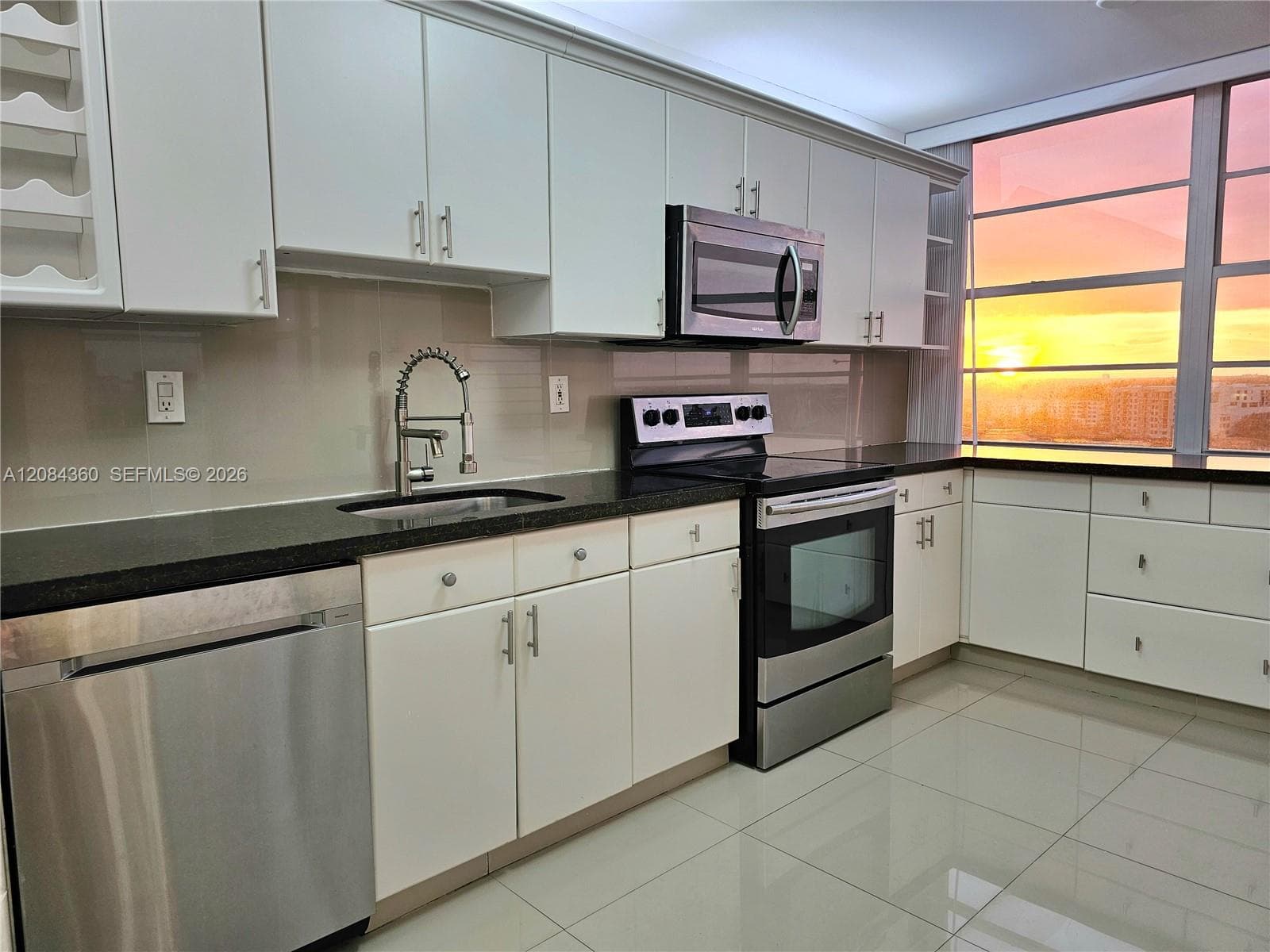 Del Prado · #1204 in Aventura - Photo 2