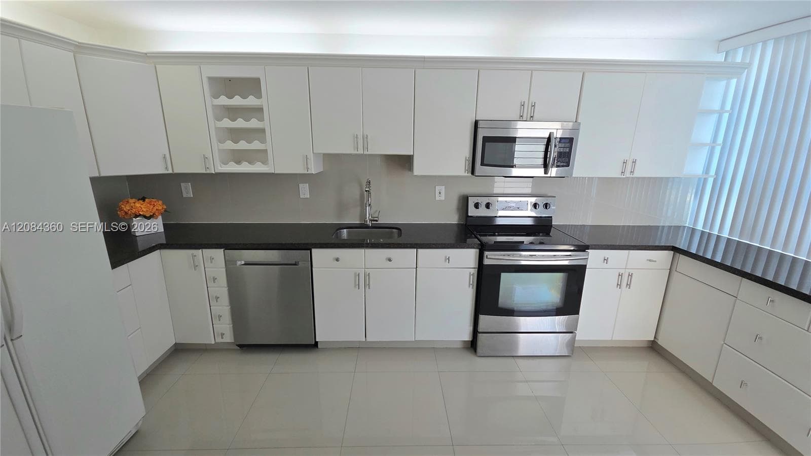 Del Prado · #1204 in Aventura - Photo 14