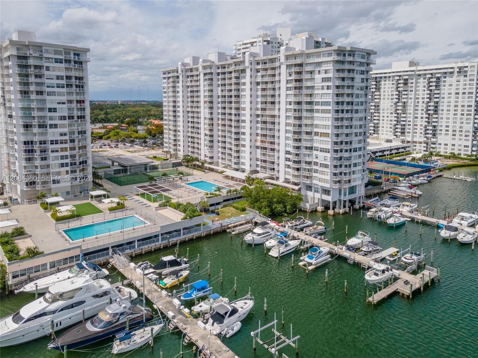 Del Prado · #1204 in Aventura - Photo 51