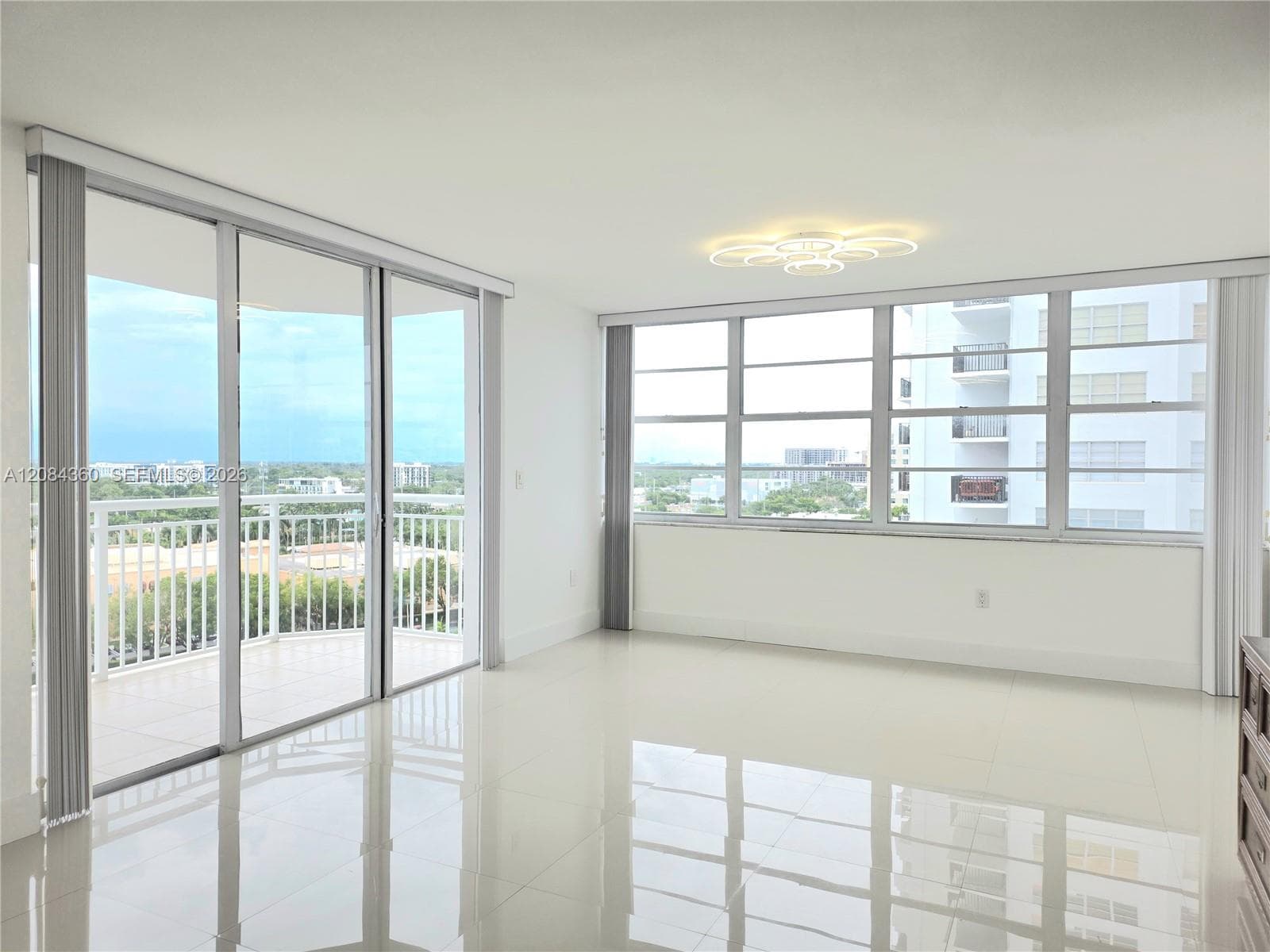 Del Prado · #1204 in Aventura - Photo 8