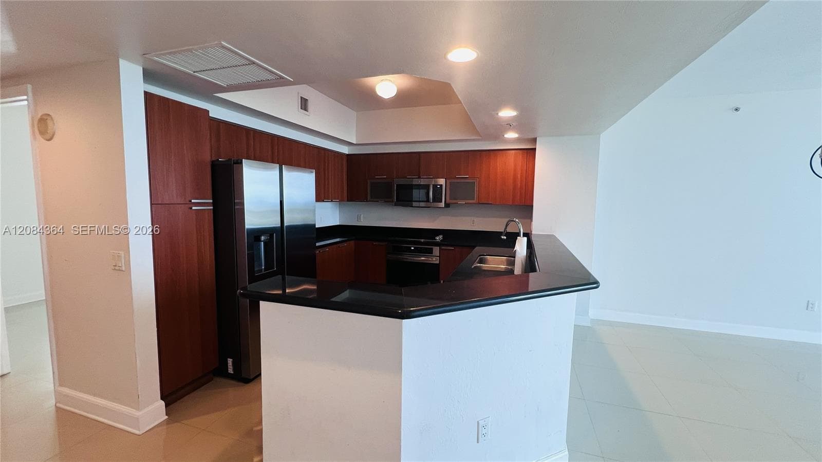 THE OAKS I CONDO · #2302 in North Miami - Photo 5