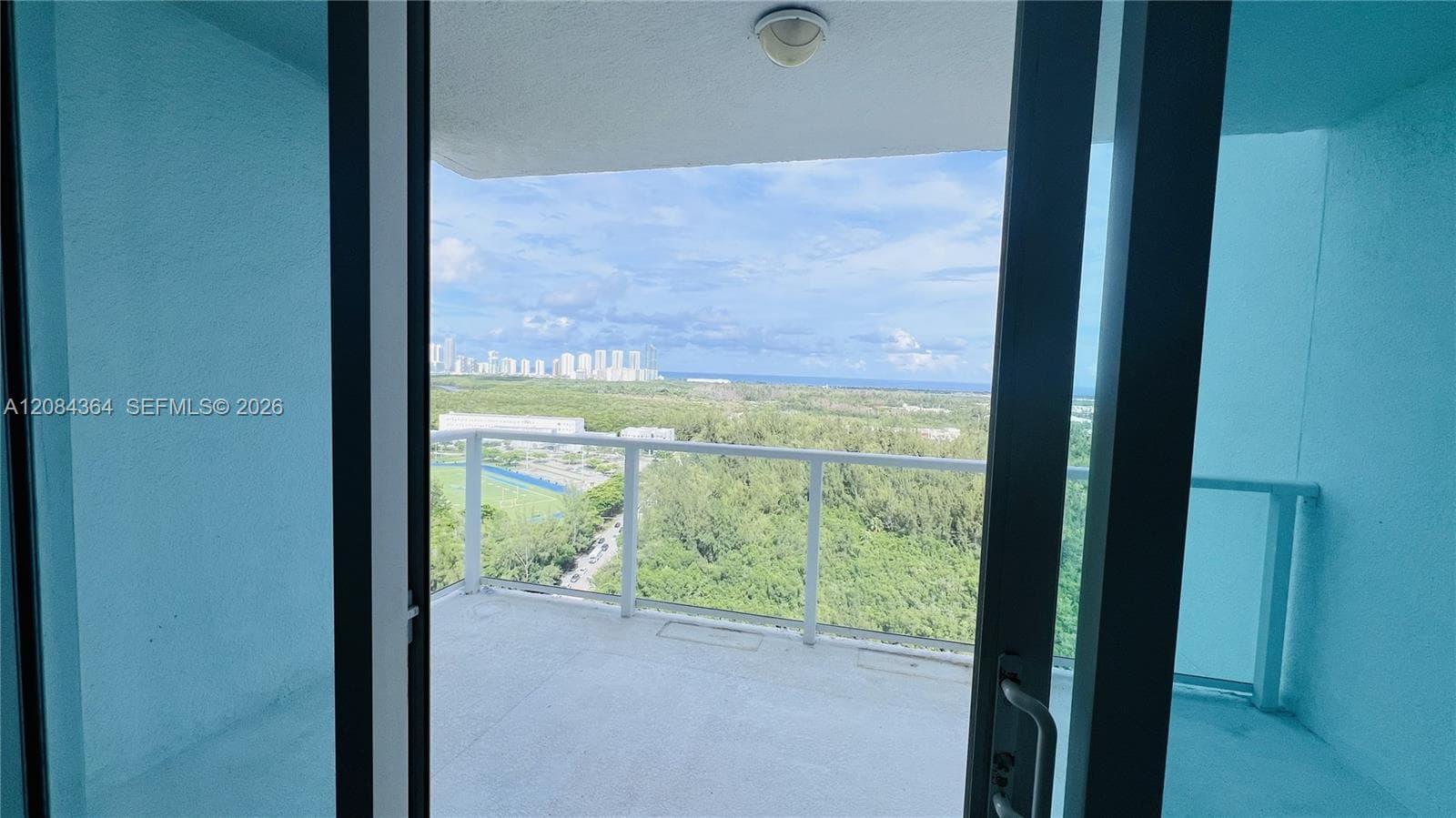 THE OAKS I CONDO · #2302 in North Miami - Photo 15