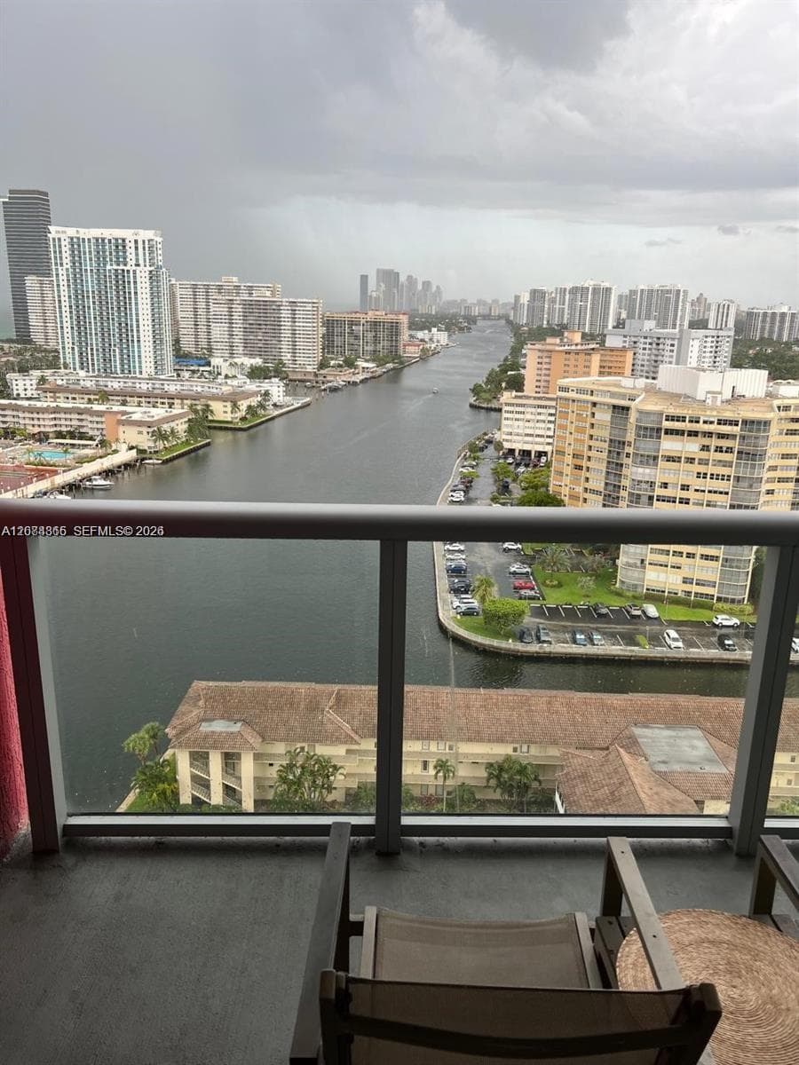 BEACHWALK CONDOMINIUM · #R2105 in Hallandale Beach - Photo 52