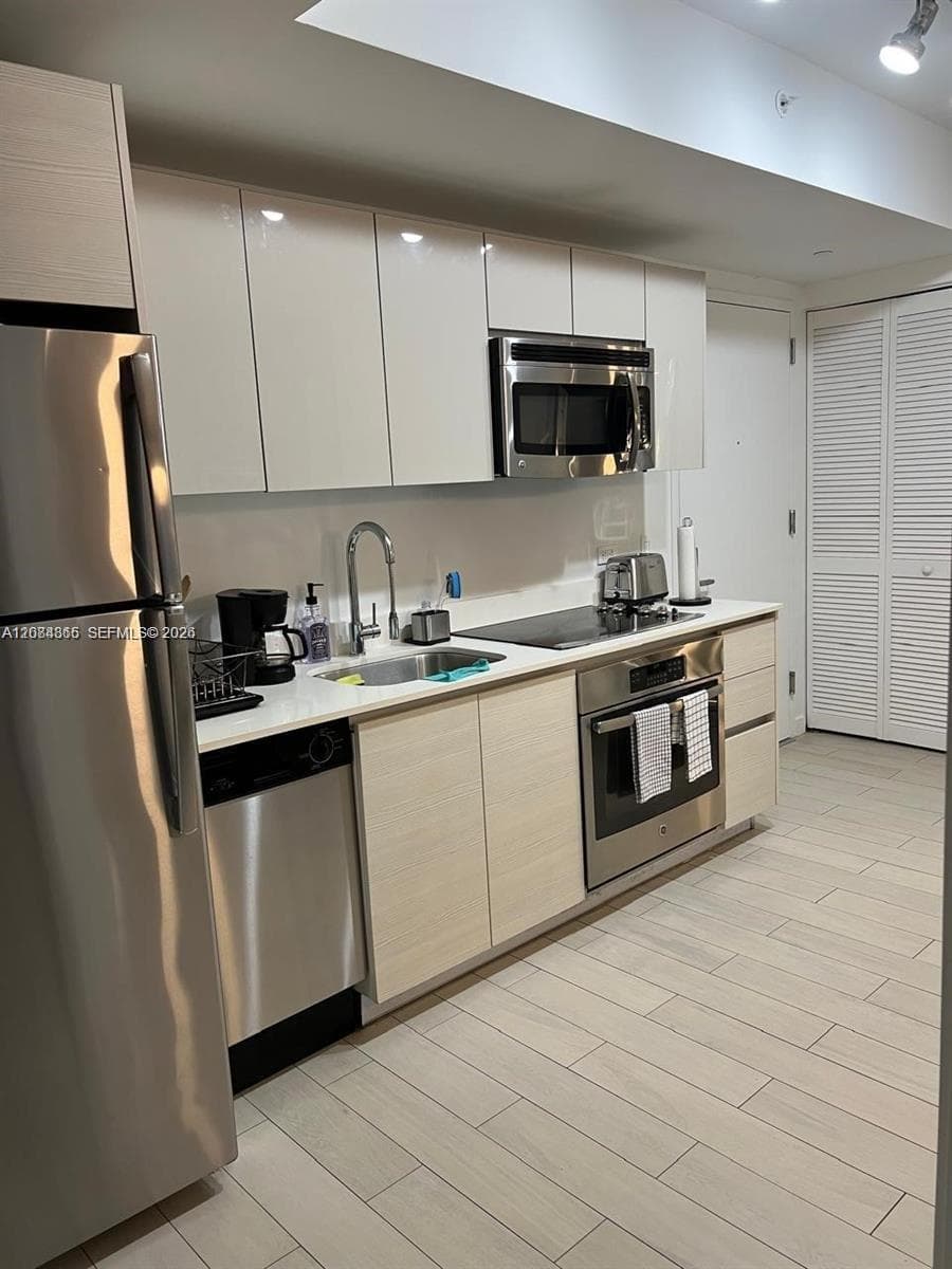 BEACHWALK CONDOMINIUM · #R2105 in Hallandale Beach - Photo 3